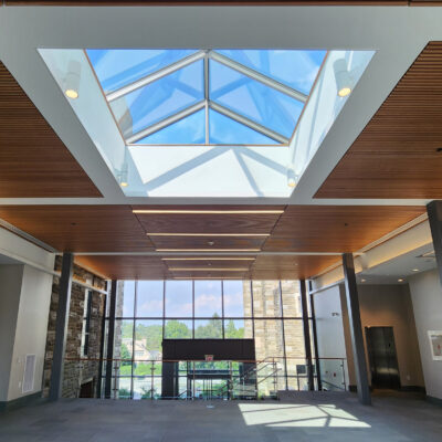 9Wood 1100 Cross Piece Grille at The Presbyterian Church, Bryn Mawr, Pennsylvania. Voith & Mactavish Architects (VMA). Photo: Bret Diamond.